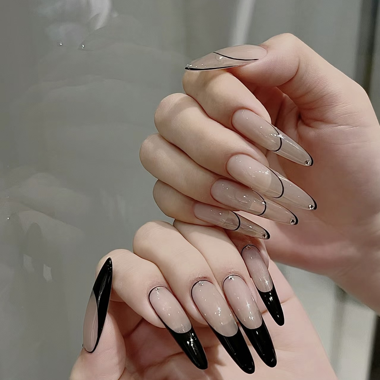 黑白法式美甲贴片反法式美甲欧美显白穿戴甲手工假指甲片梯形甲片