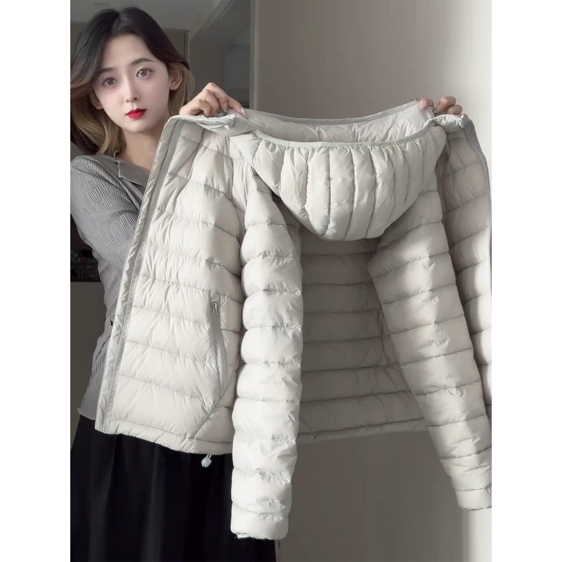 免费试穿】轻薄款排骨羽绒服女款