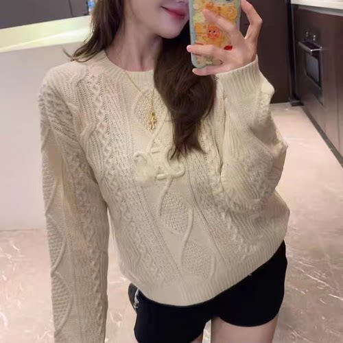 小香风圆领字母菱形绞花针织衫女