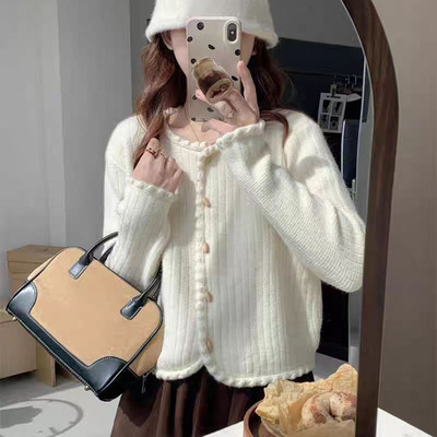 冬季新款设计感花边圆领针织衫女