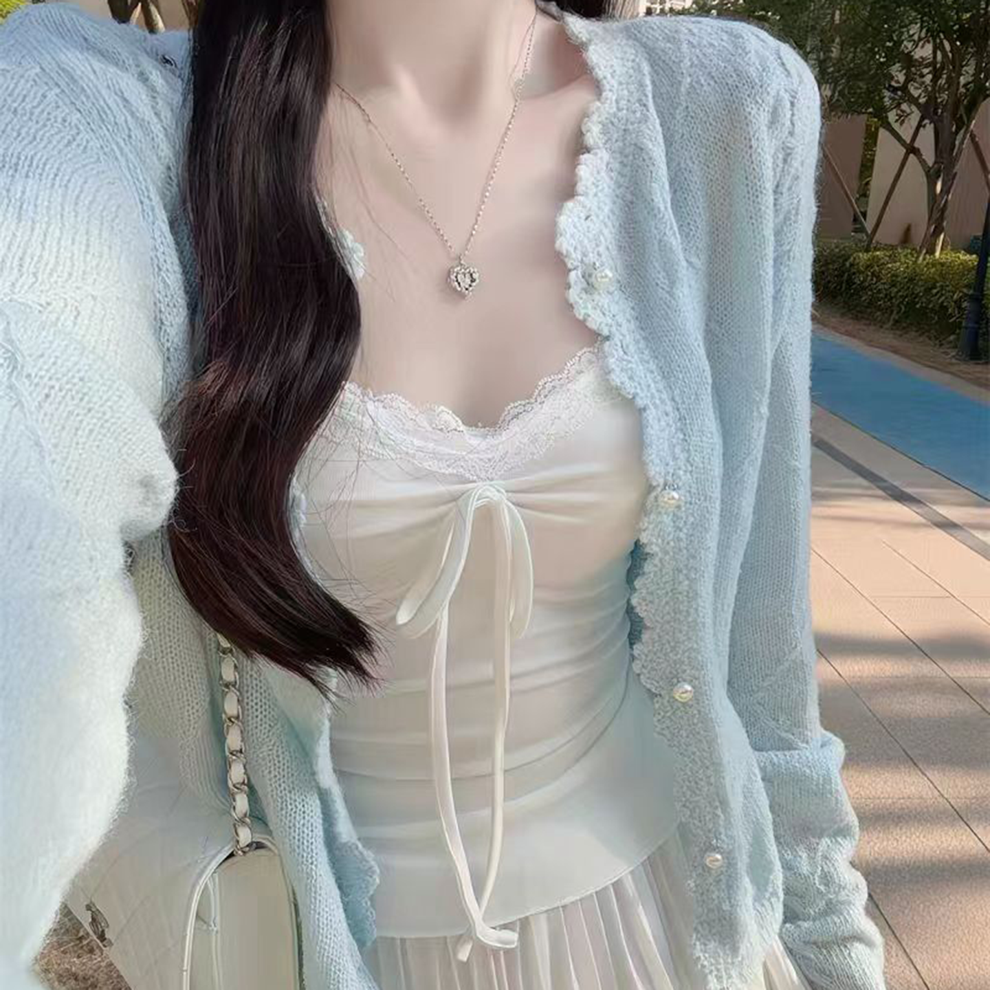 春夏薄款外套女麻花珍珠扣镂空钩花针织开衫温柔风氛围感花边外搭