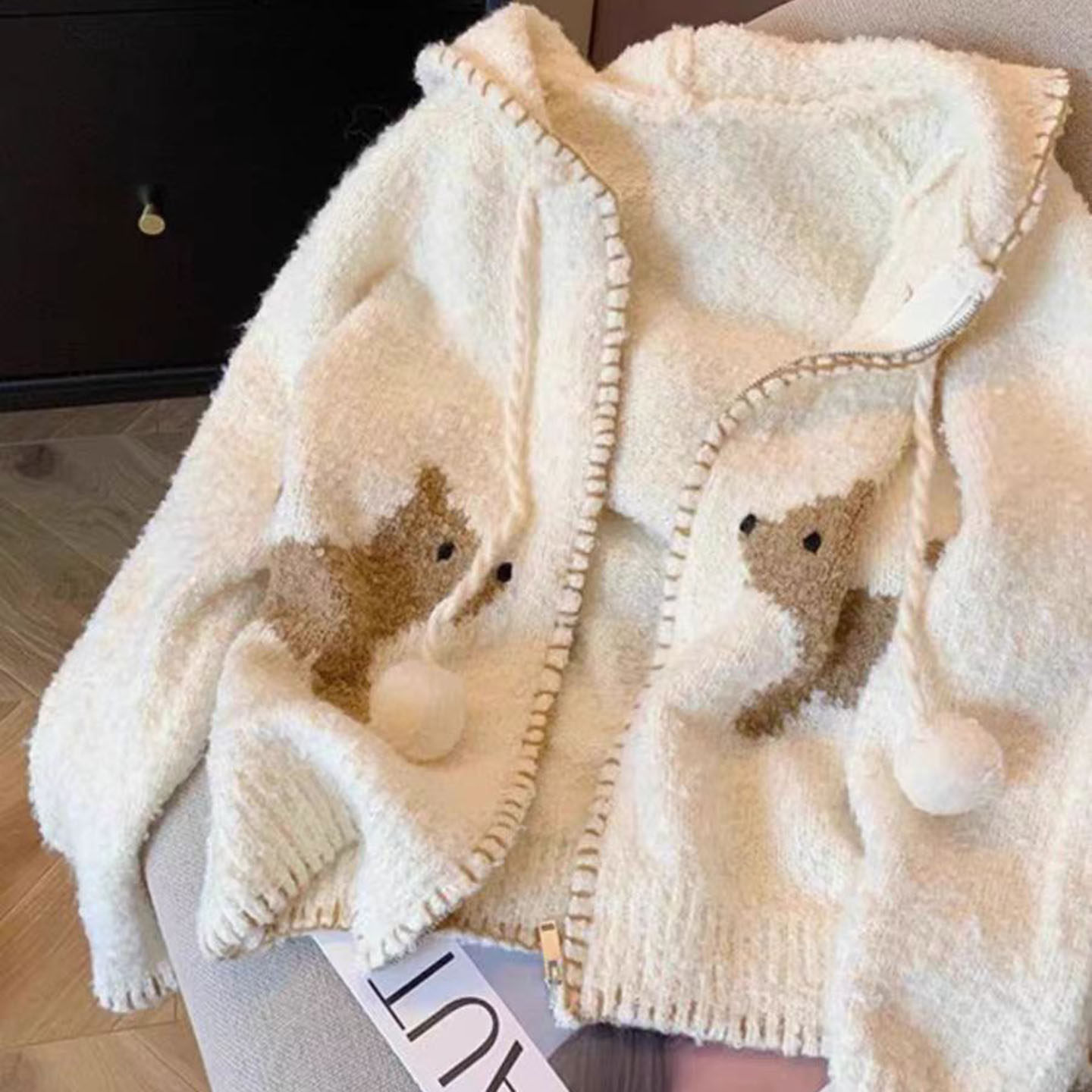 法式设计感可爱小狗图案连帽针织开衫女秋冬新款软糯减龄洋气外套,女装/女士精品,毛针织衫,淘宝优惠券,粉丝福利购,淘宝优惠卷