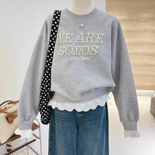刺绣钉珠拼接蕾丝假两件春秋新款韩系百搭宽松圆领套头卫衣女上衣