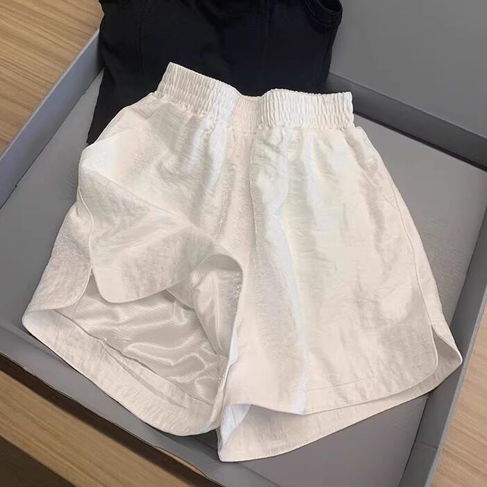 白色小个子开叉短裤女生夏季宽松a字热裤高腰显瘦休闲裤子阔腿裤
