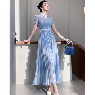大方得体漂亮独特蓝色条纹连衣裙夏季女装小众设计法式雪纺长裙子