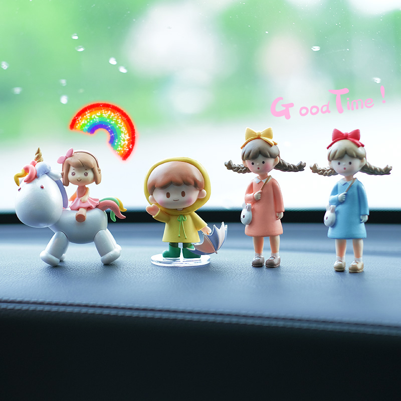 汽车摆件车内装饰用品大全车载中控台网红车女孩2023新款可爱创意