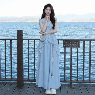 夏日云南出游明媚穿搭多巴胺裙子女2026新款初夏巨好看蓝色洋装