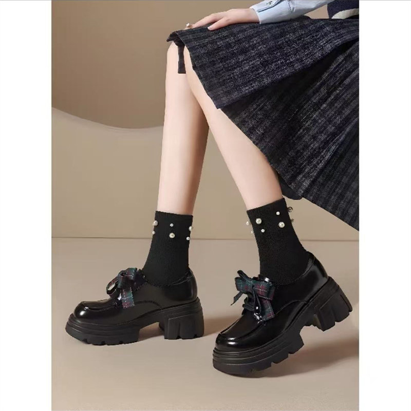 2026新款废土风新中式爆款多巴胺正品宽脚春秋款增高耐磨黑色鞋子