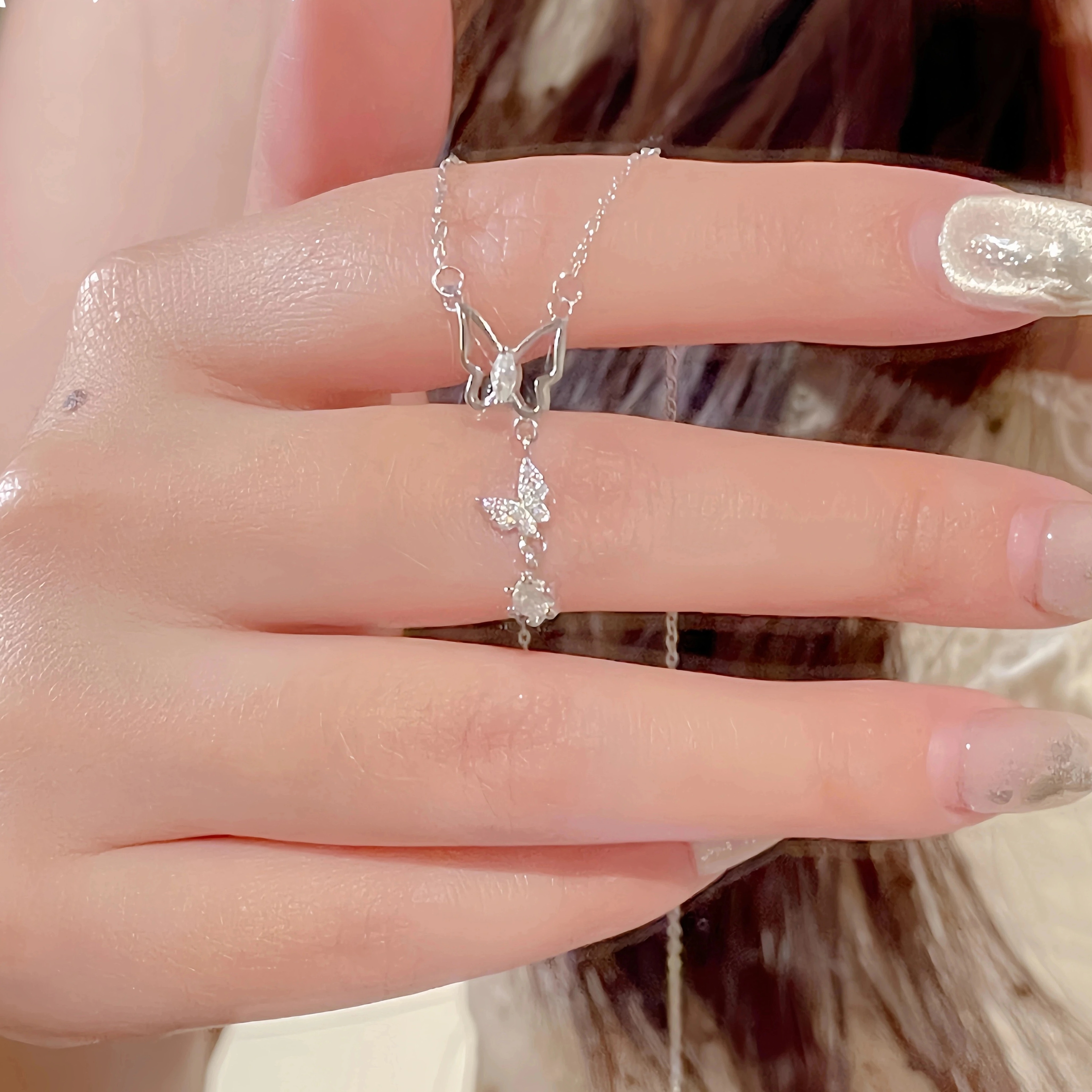 S999纯银流苏蝴蝶项链女轻奢小众设计高级感锁骨链送女友闺蜜礼物