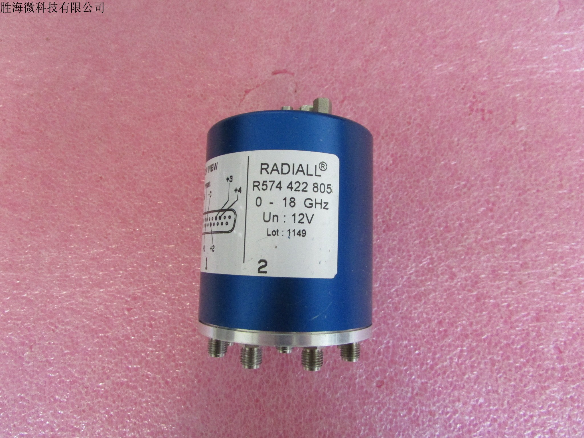 RADIALL R574422805 DC-18GHz SP8T 12V SMA 射频微波同轴开关