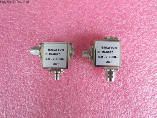 IS-6070 6-7GHz SMA头 RF 射频微波同轴隔离器 质量包好，包能用 可提供详细测试图 请放心购买 频率范围： 6-7GHz 插损:＜0.4dB 隔离度.:＞25dB 接头：SMA型接头