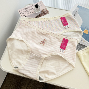 花仙子内裤女学生中腰莫代尔棉甜美可爱少女短裤柔软7A抑菌三角裤