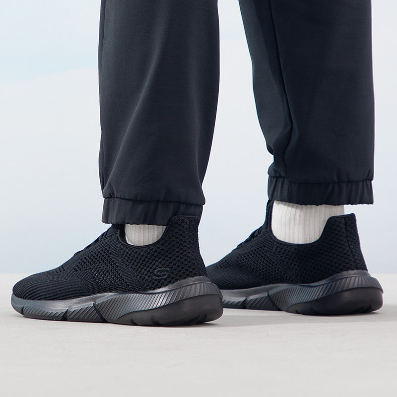 斯凯奇男鞋网布透气软底跑步鞋夏季新款运动鞋官网正品