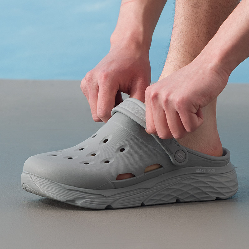 斯凯奇洞洞鞋男鞋夏季透气运动凉鞋休闲沙滩鞋男士户外拖鞋