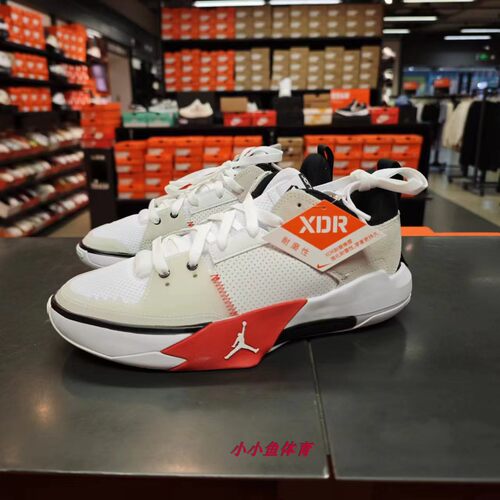 Nike男子低帮舒适防滑篮球鞋