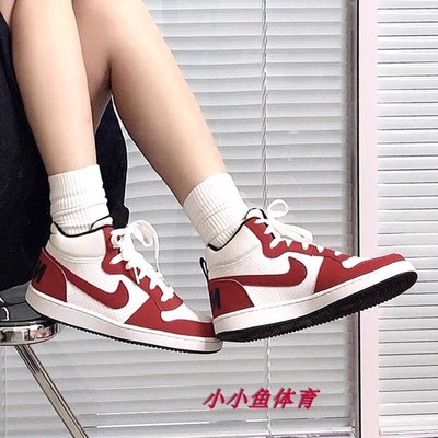 耐克时尚休闲系带女子