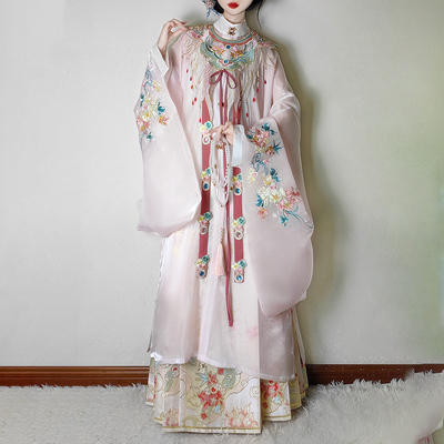 未央宫【尘香花雨】刺绣云肩原创汉服女立领粉色明制织金马面裙夏