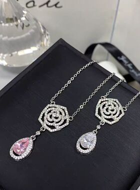 D色莫桑石白钻玫瑰花水滴项链