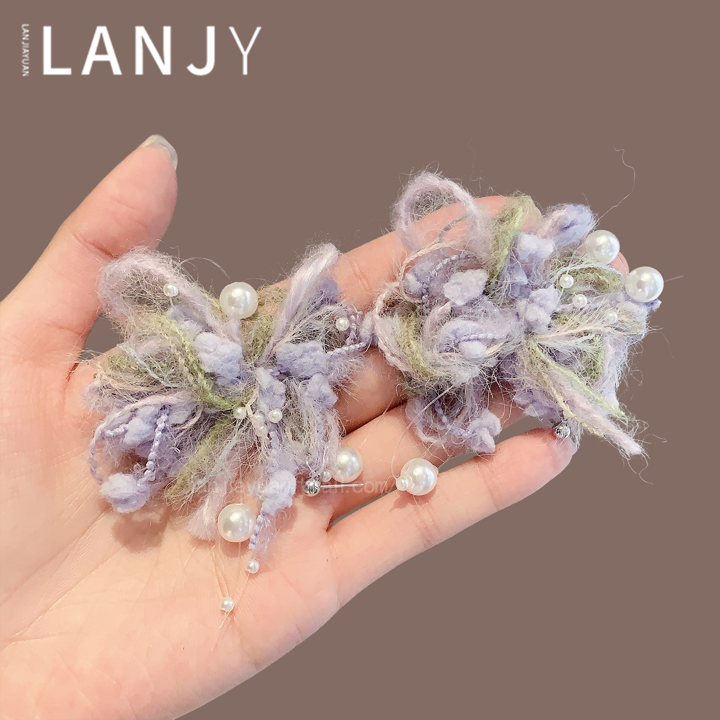 紫色毛绒花朵发夹精致珍珠串珠蝴蝶结侧边夹超仙氛围感鸭嘴夹发饰