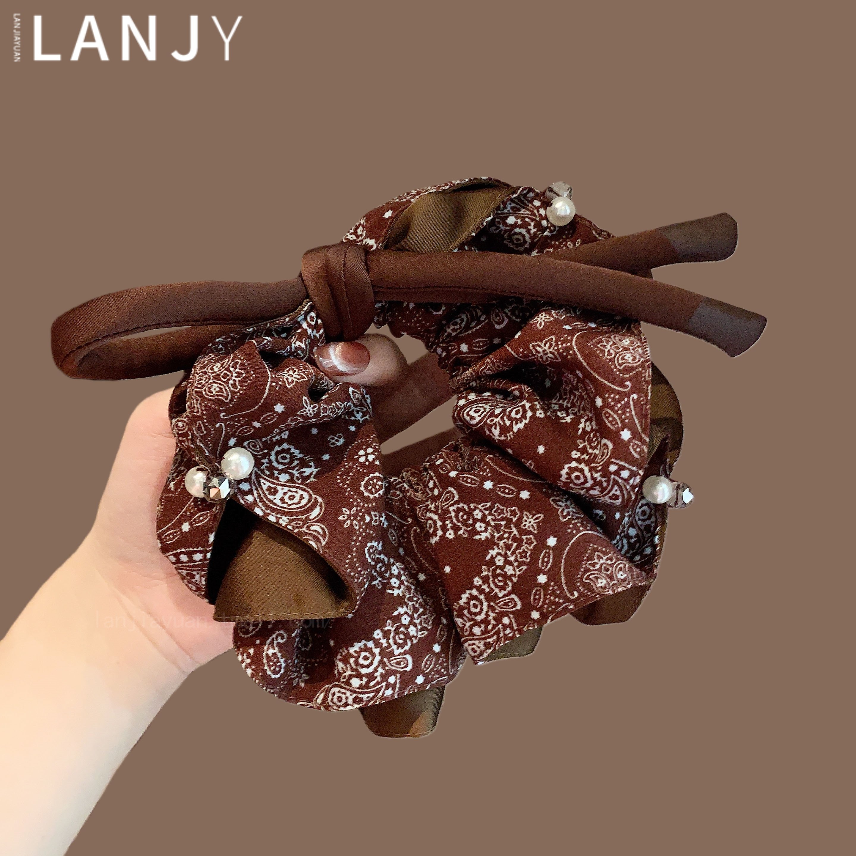 韩国气质咖色缎面印花大肠发圈时尚高级感水晶吊坠头绳发绳发饰女,饰品/流行首饰/时尚饰品新,发饰,淘宝优惠券,粉丝福利购,淘宝优惠卷