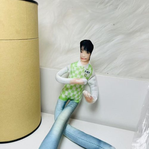 王橹杰28cm老鼠白边抽象玩偶四肢分离骨架任意造型