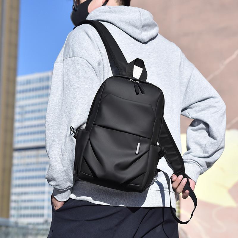 跨境新款男包欧美皮膜胸包休闲黑胸包