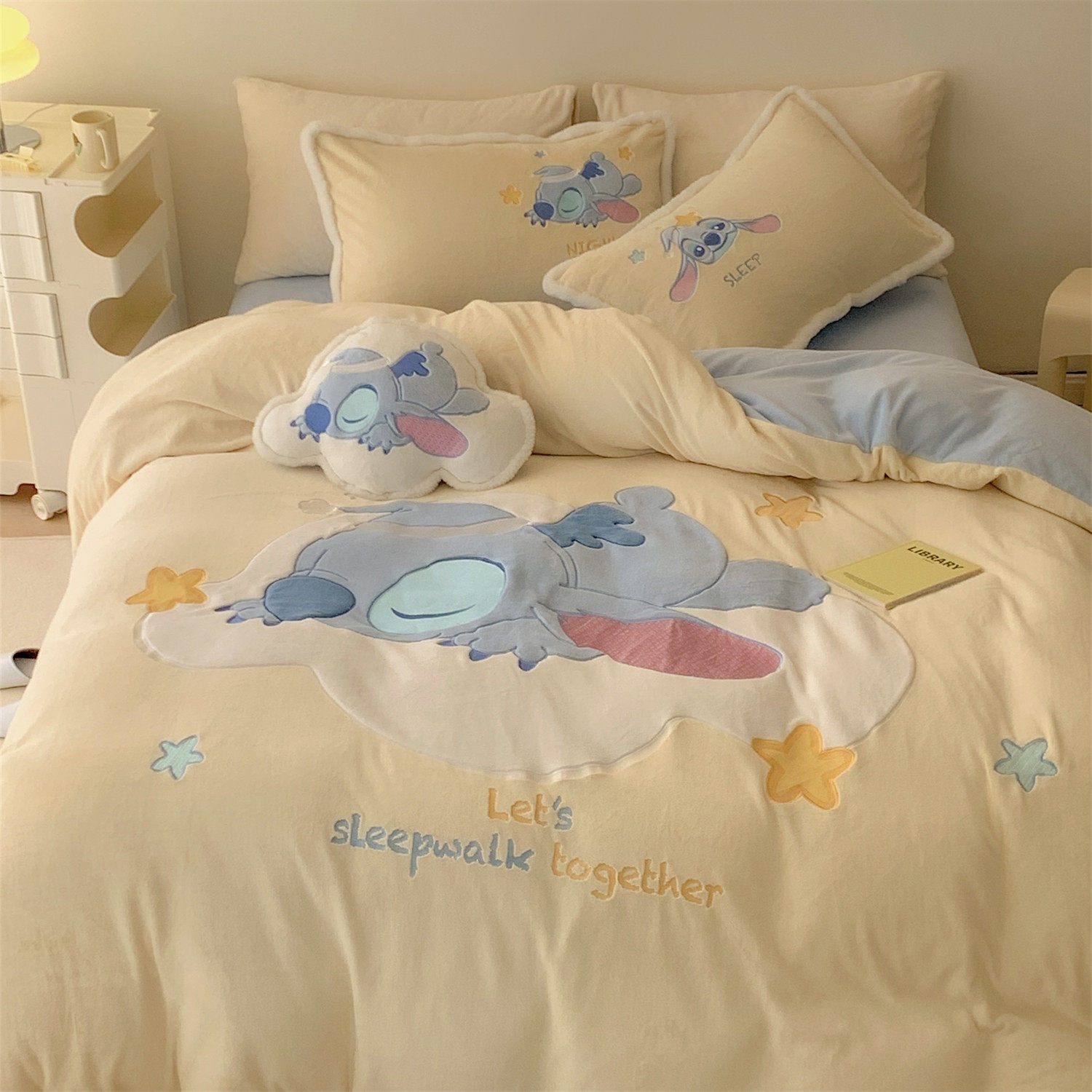 卡通可爱迪士尼史迪仔牛奶绒四件套厚儿童冬季保暖床笠款被套加绒