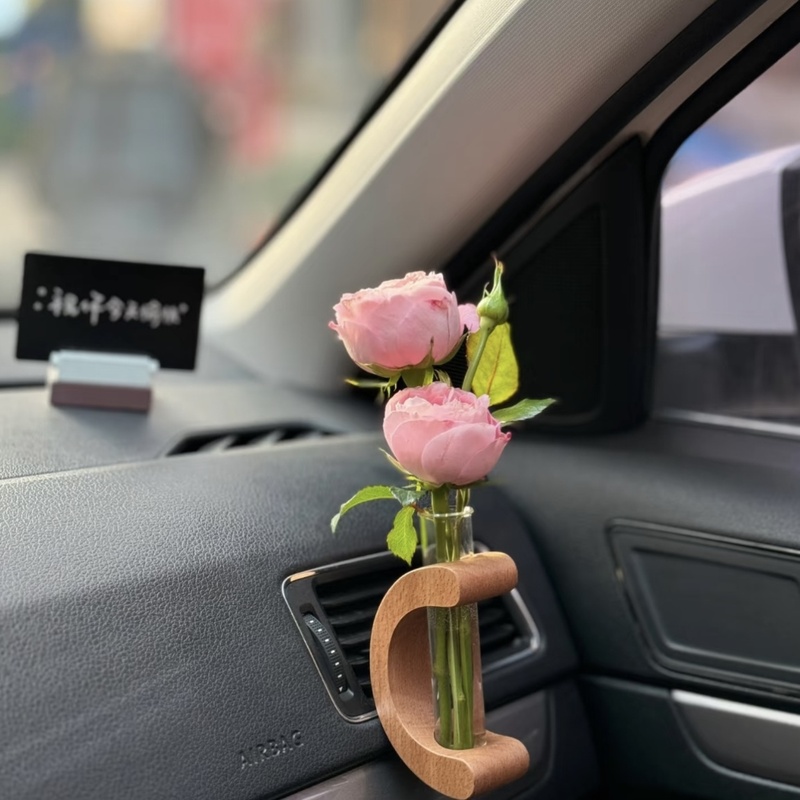 车载出风口花束副驾驶插花器创意汽车装饰摆件车内饰品花瓶小摆件