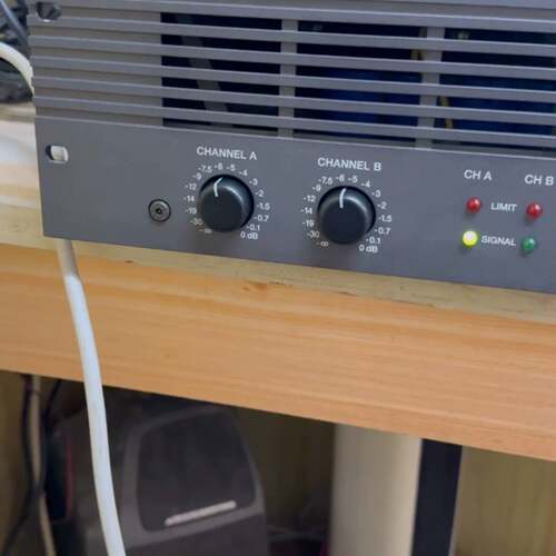 可议价 Dynacord S1200 功放，双通道，每通道