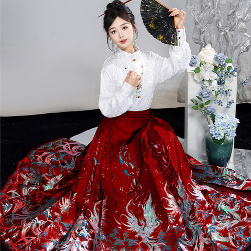 马面裙春秋款汉服女红色织金新中式敬酒服国风上衣日常可穿套装