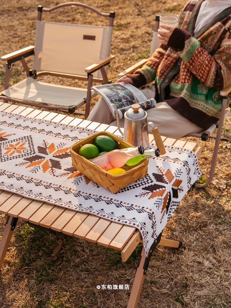 户外露营蛋卷桌桌旗民族风