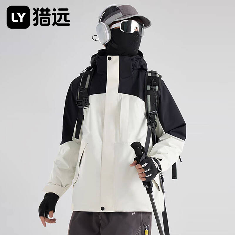 猎远秋冬新款男士三合一可拆卸冲锋衣防风防水户外情侣登山外套女