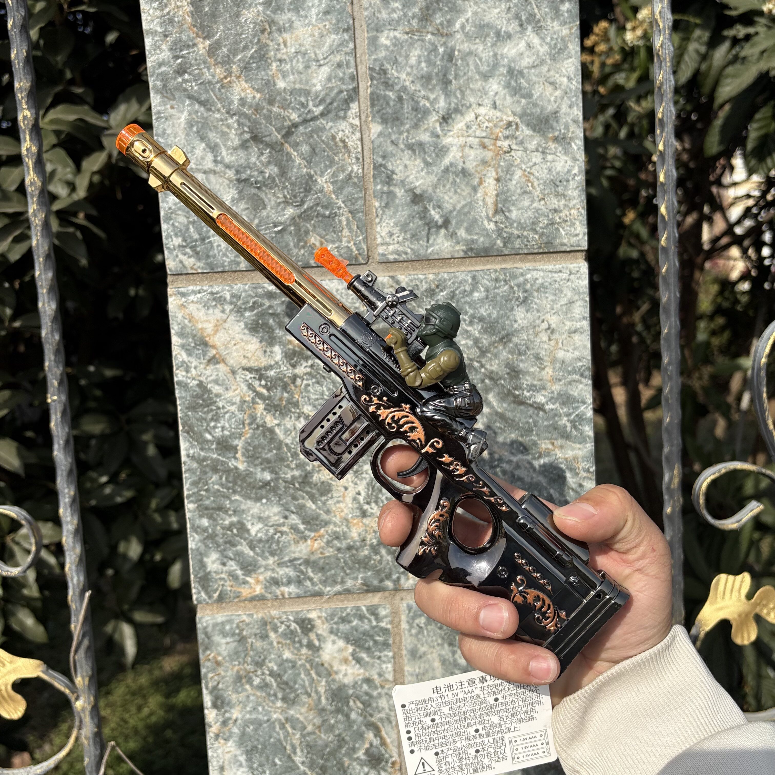 玩具枪电动枪绚丽灯光动感音效伸缩振动强AWM狙击枪儿童男孩3-8岁