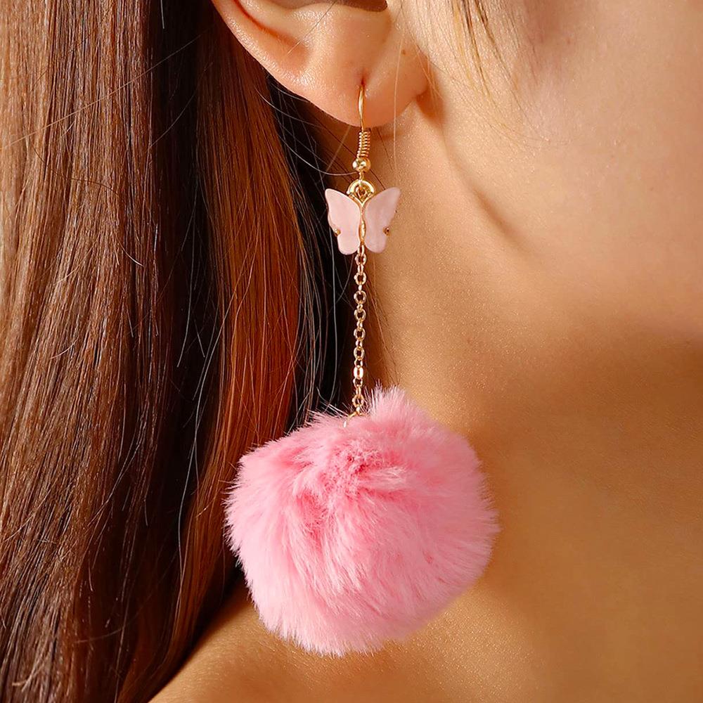 欧美跨境热销女士蝴蝶毛球耳环 秋冬新款时尚毛茸茸蝴蝶流苏耳饰