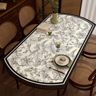 中古风椭圆形餐桌垫防水防油免洗桌布轻奢高级感折叠圆桌保护垫子