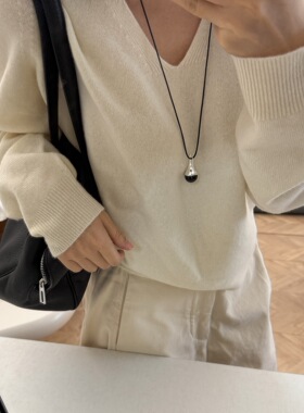 休闲长款小酒壶黑玛瑙吊坠皮绳项链百搭韩系ins博主同款毛衣链女
