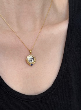 法式复古做旧醒狮古币圆牌吊坠项链双面雕刻设计简约个性长款项链