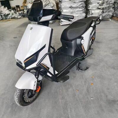 适用绿源s75护杠加厚加固