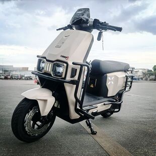 适用适用2025新款台铃赤兔护杠电动车前保险杠后护杠后尾架外卖架