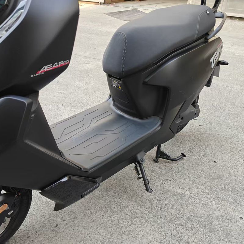 适用适配极核AE4电动车前