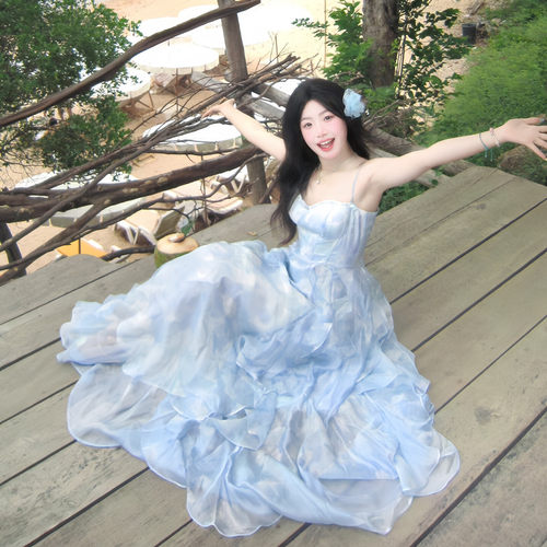 晶煊法式浪漫蓝色氛围感吊带长裙