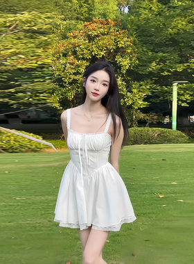超仙气蕾丝花边初恋小白裙女夏2026新款小个子甜美公主吊带连衣裙