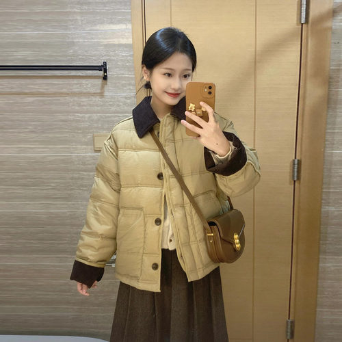 晶煊韩国时尚撞色短款羽绒棉服