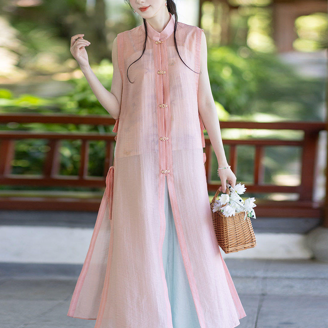 初桃夏季薄款明制比甲汉服图片