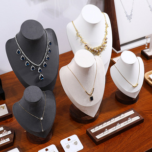 胡桃木精致项链模特架人像脖子展示架饰品店橱窗首饰珠宝展示道具