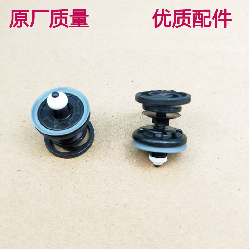 适用于奥迪Q2L Q5 Q3 A3 A4L A6L汽车门板内衬板固定尼龙卡子卡扣