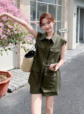 夏季女休闲绿翻领短袖两件套