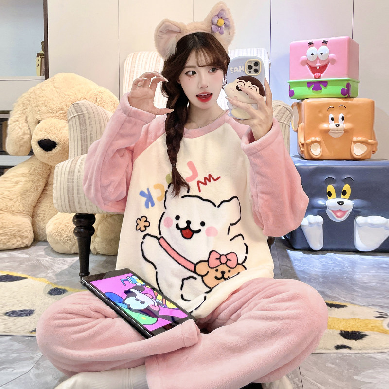 冬季睡衣女款法兰绒保暖家居服