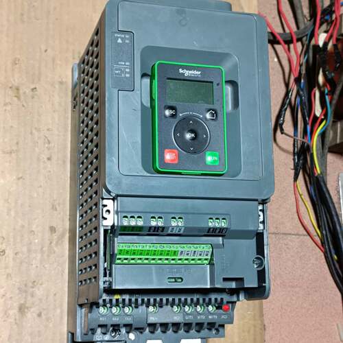 可维修变频器ATV610U55N4 5.5KW议价
