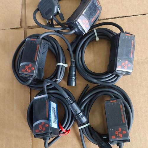 可维修欧姆龙激光放大器 ZX-LDA41，实物拍摄5个，功能包议价